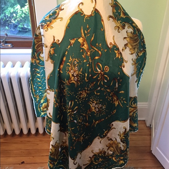 Fashion Scarf- Vintage 1988 -Weekend Sale- price goes back up on Monday - Picture 2 of 7